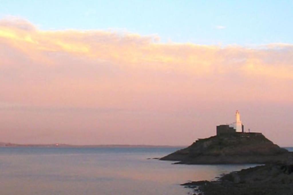 Mumbles - Modern Apartment With Panoramic Sea Views Oystermouth ภายนอก รูปภาพ