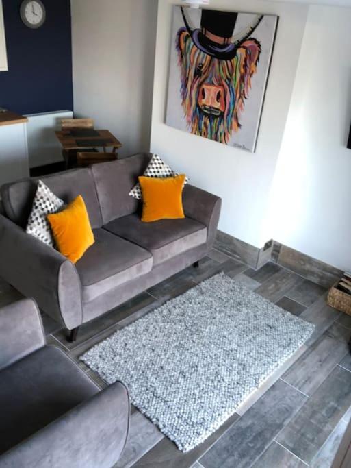 Mumbles - Modern Apartment With Panoramic Sea Views Oystermouth ภายนอก รูปภาพ